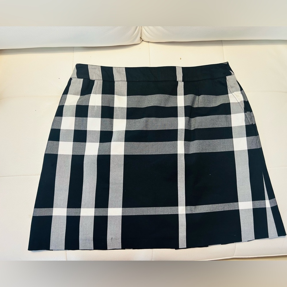 BURBERRY Skirt - Picture 3 of 11